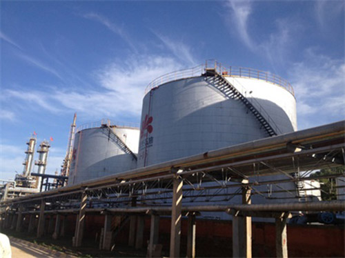 聚脲施工(圖3) 油罐管道聚脲防腐施工