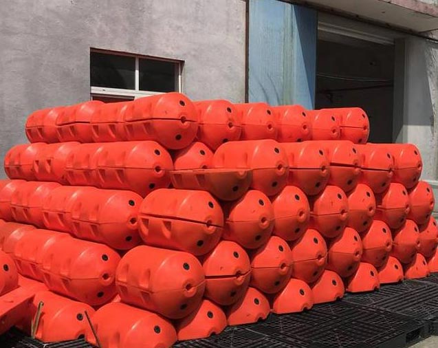 噴涂2.4米航標(biāo)聚脲防腐案例